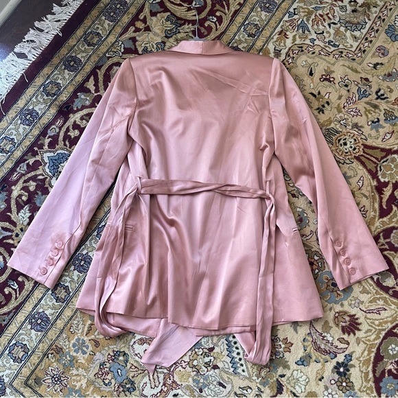 L’AGENCE Everly Wrap Blazer - Picture 11 of 16